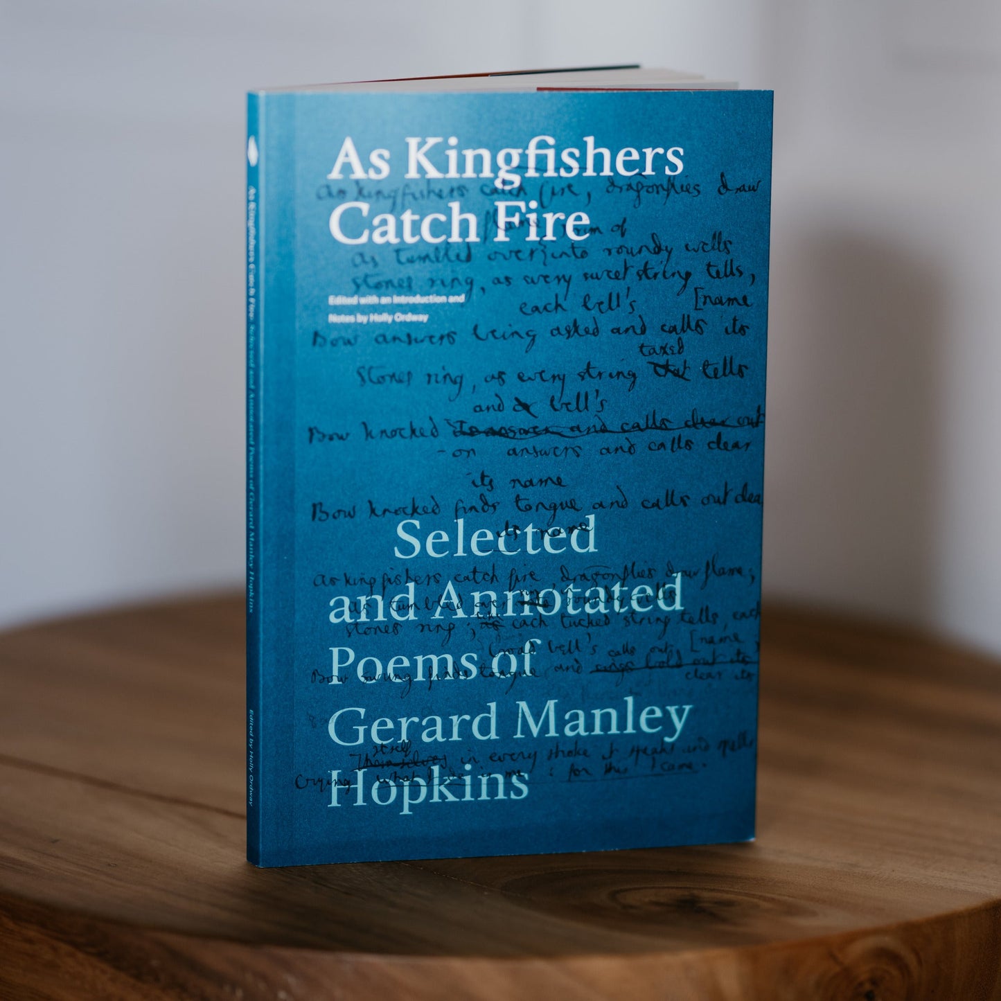 https://cdn.shopify.com/s/files/1/0005/3195/5769/files/2304_Kingfishers_social-photos-4.jpg?v=1758317692