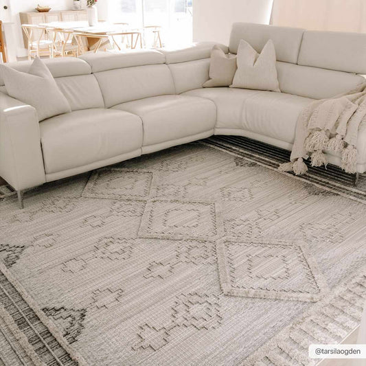 Amaga High-Low Rustic Rug - Tree of Life