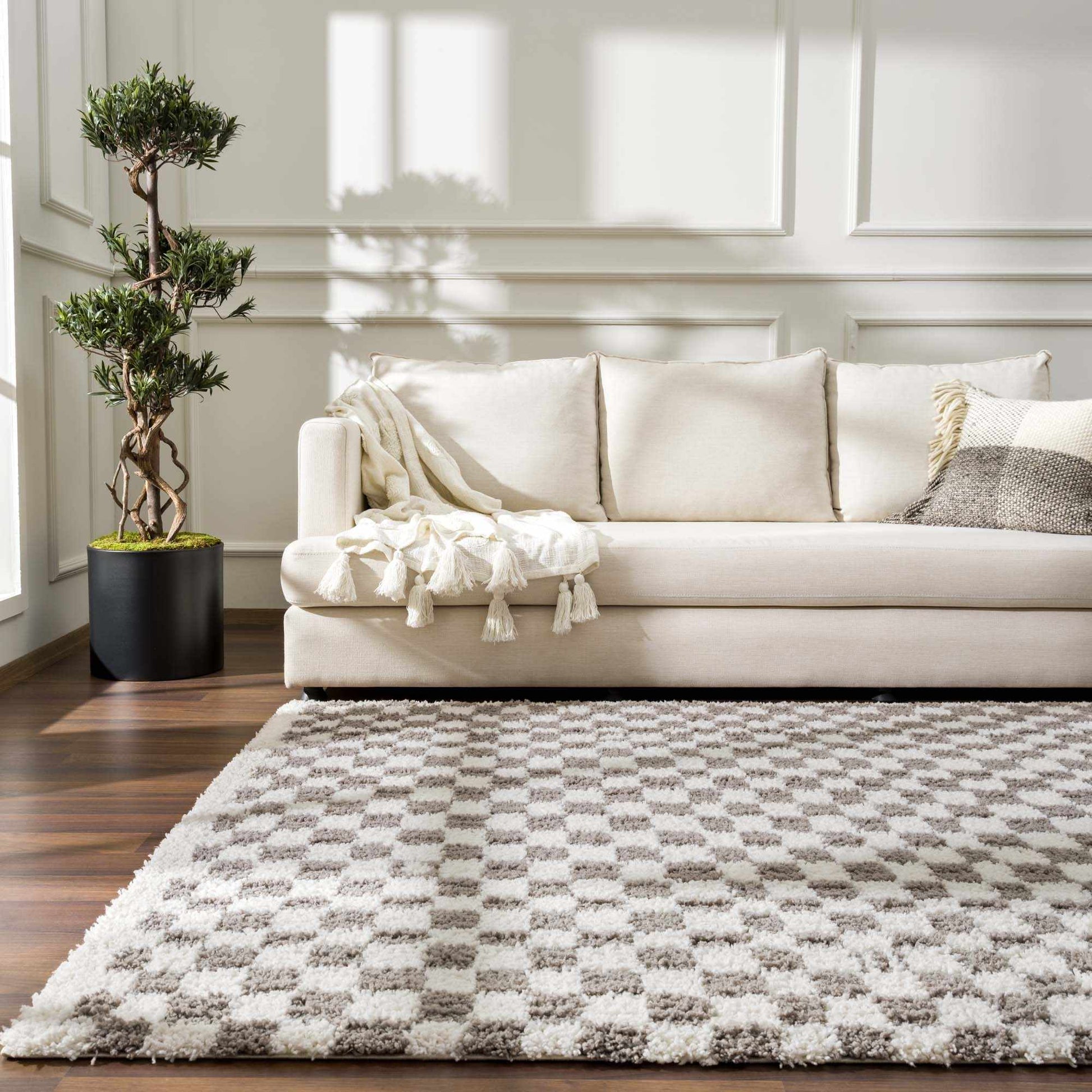 Kieu Taupe Checkered Plush Rug - Tree of Life