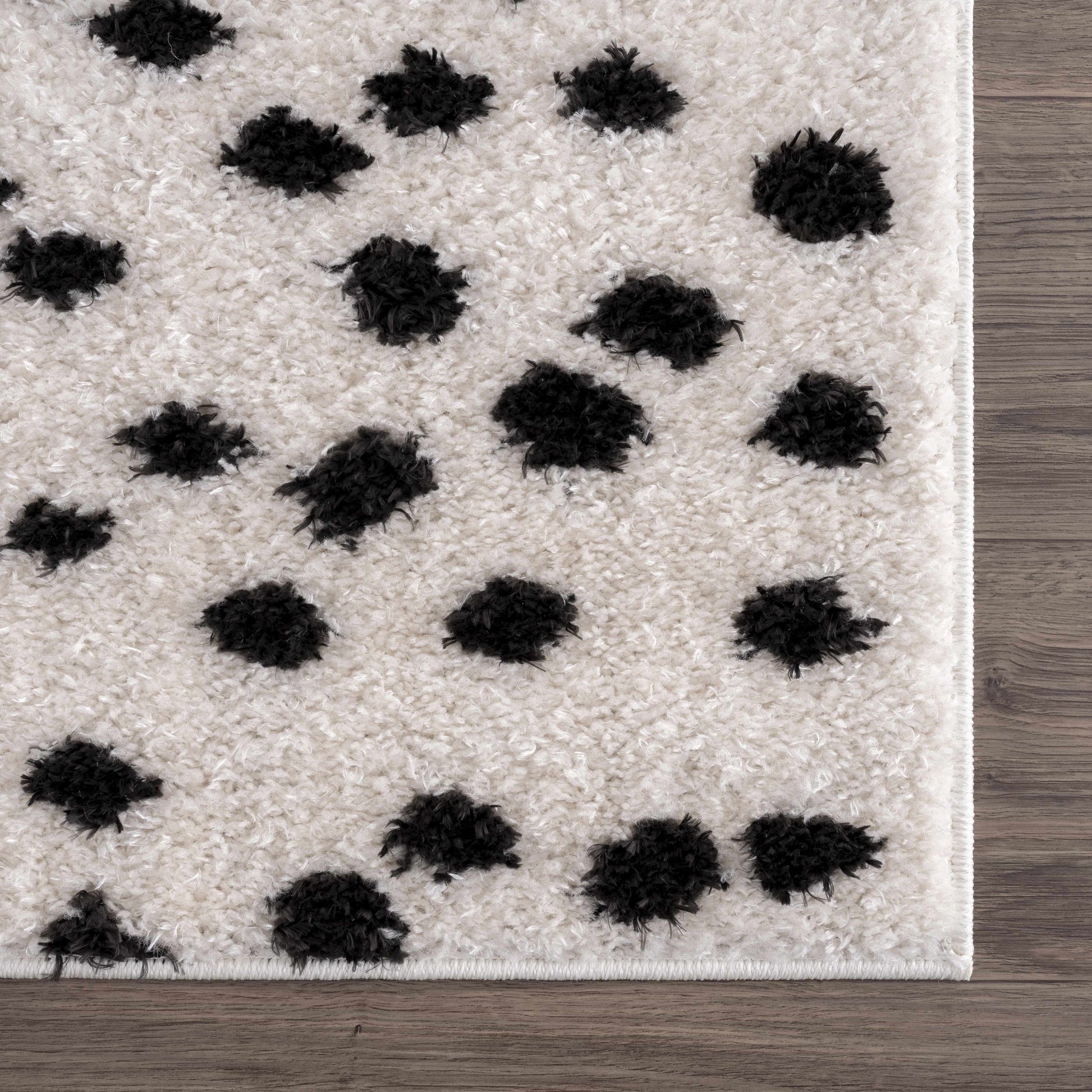 Cansu Black & White Dotted Area Rug - Tree of Life