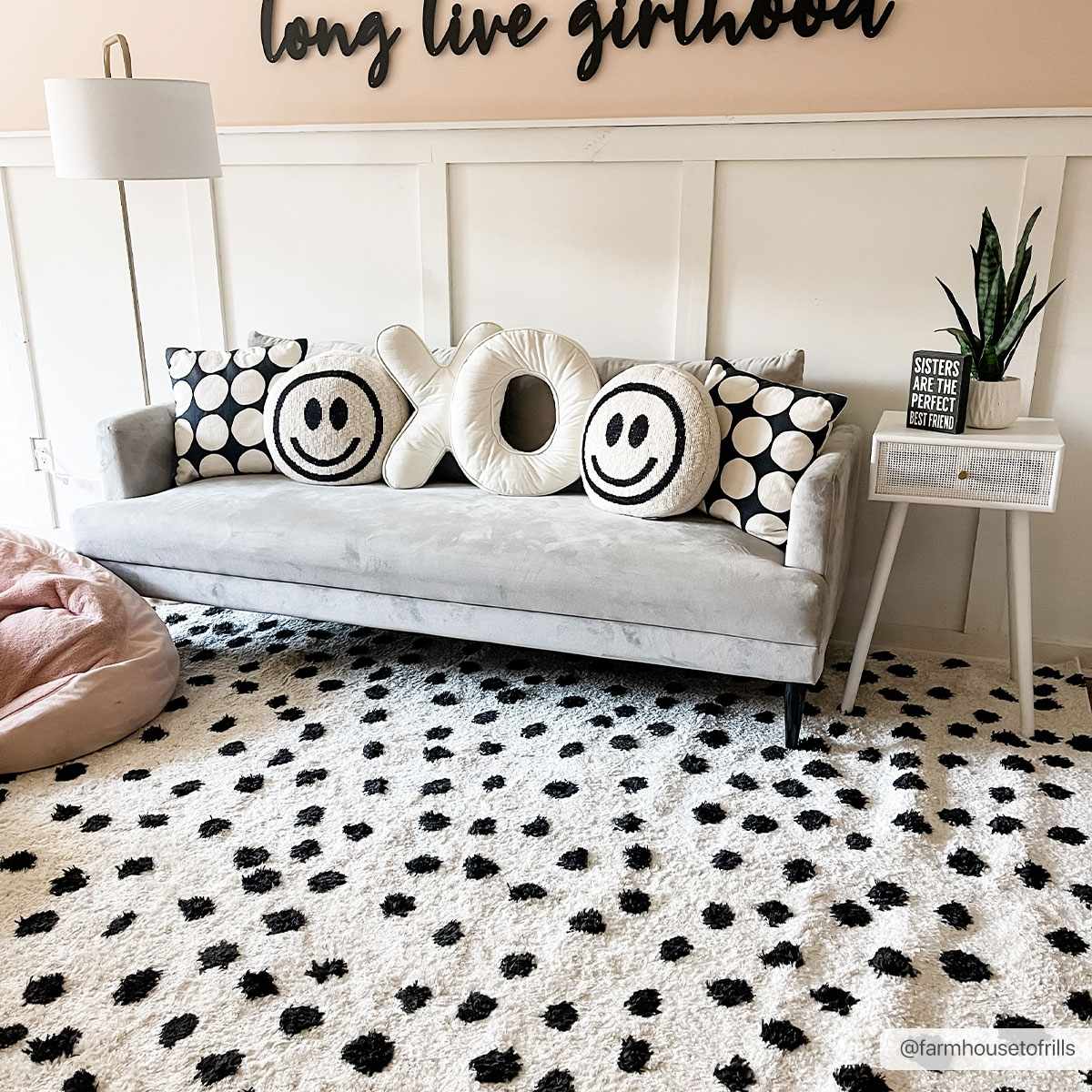 Cansu Black & White Dotted Area Rug - Tree of Life