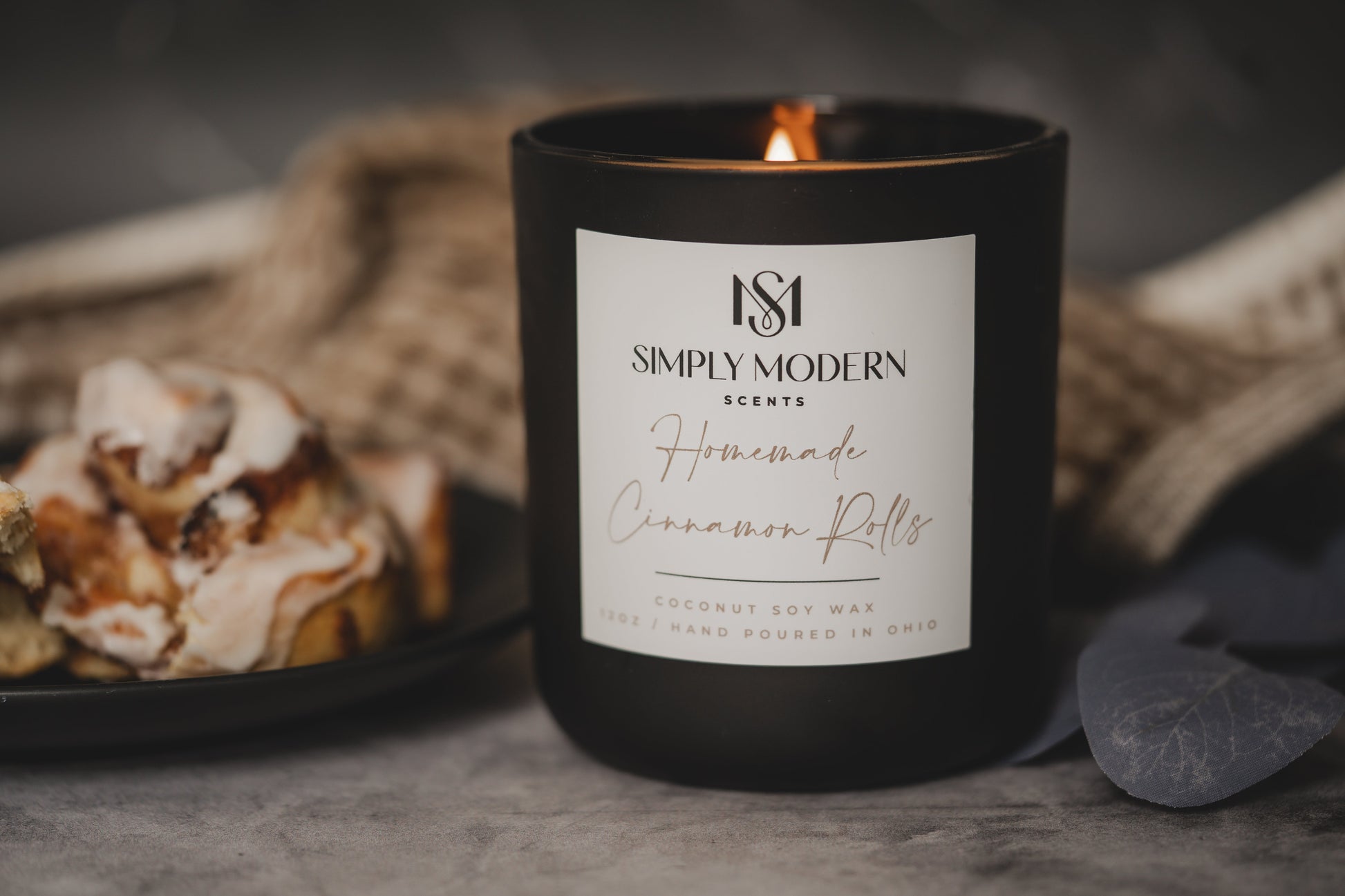Homemade Cinnamon Rolls | Black | Wood-Wick Coconut Soy Wax Candle - Tree of Life