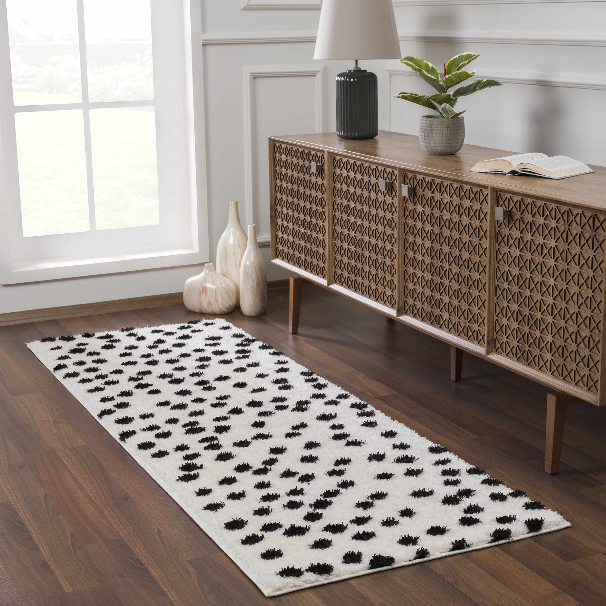 Cansu Black & White Dotted Area Rug - Tree of Life