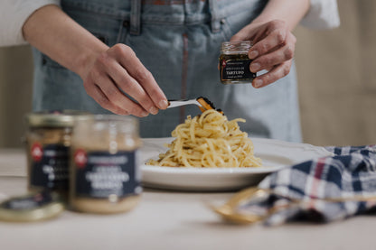 Stefania Calugi Summer Truffle Slices in Extra Virgin Olive Oil 1.58oz/45g - Tree of Life