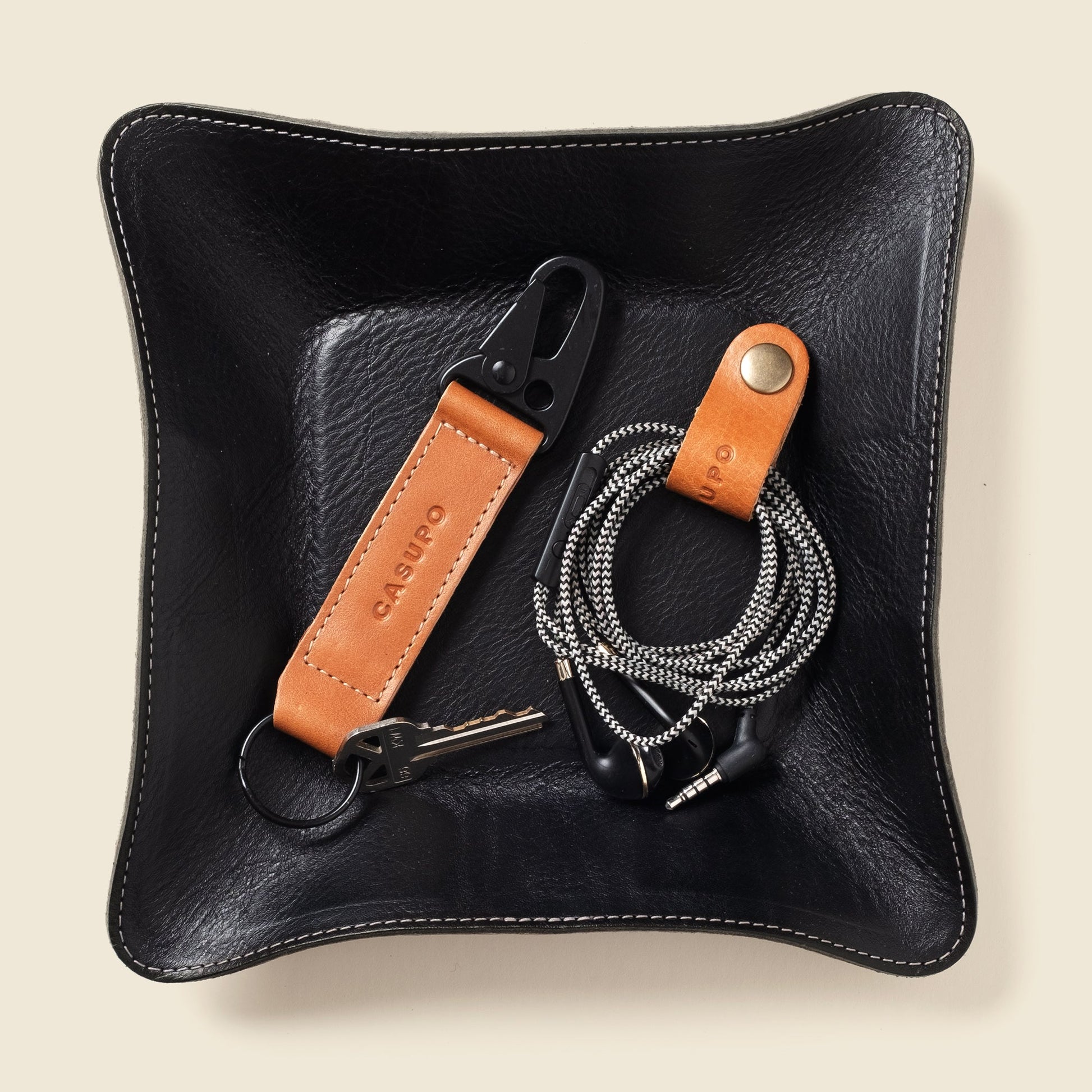 Travel valet tray - Black - Tree of Life